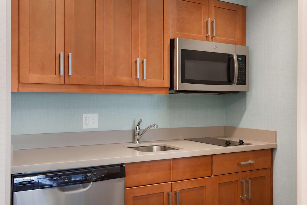 Homewood Suites By Hilton Gateway Hills Nashua 39/42