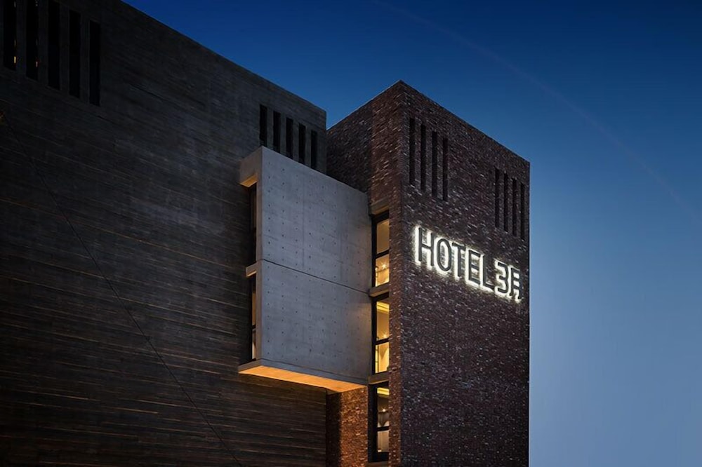 Hotel March photo5