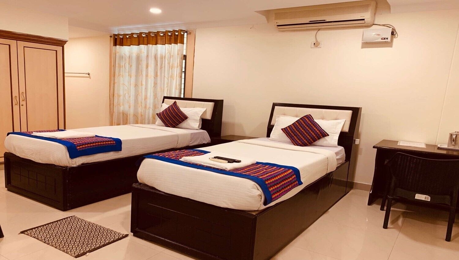 1 BEDROOM, FAMILY, DOUBLE BED, EXECUTIVE LEVEL
