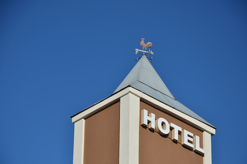 Hotel Bertoluci 5/69