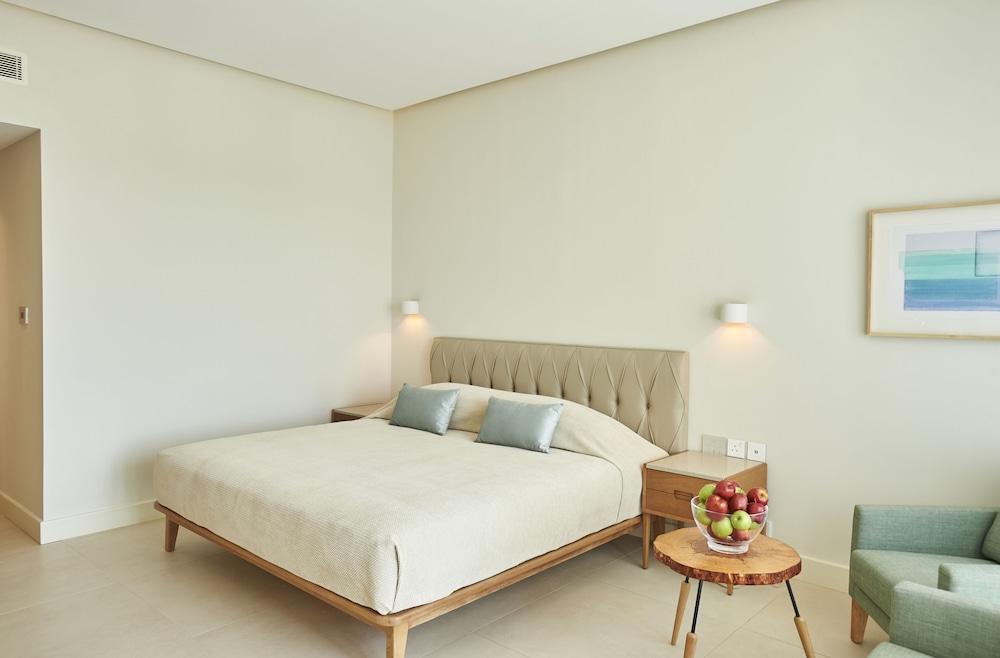 DELUXE, DOUBLE BED, SEA VIEW