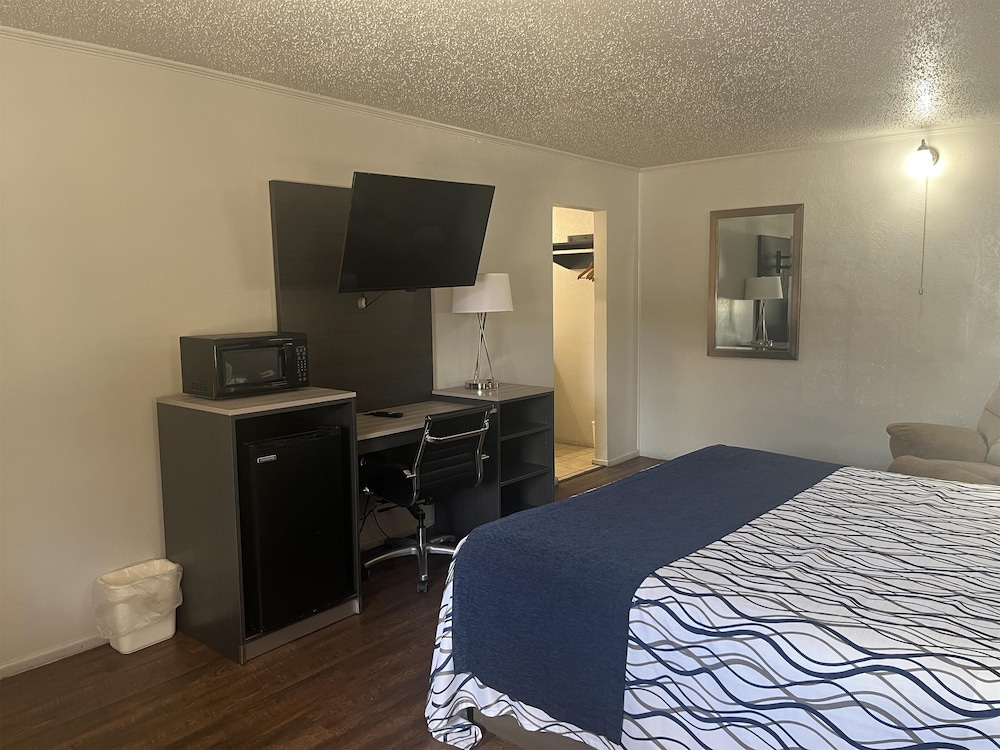 Motel6 New Boston, TX 31/47
