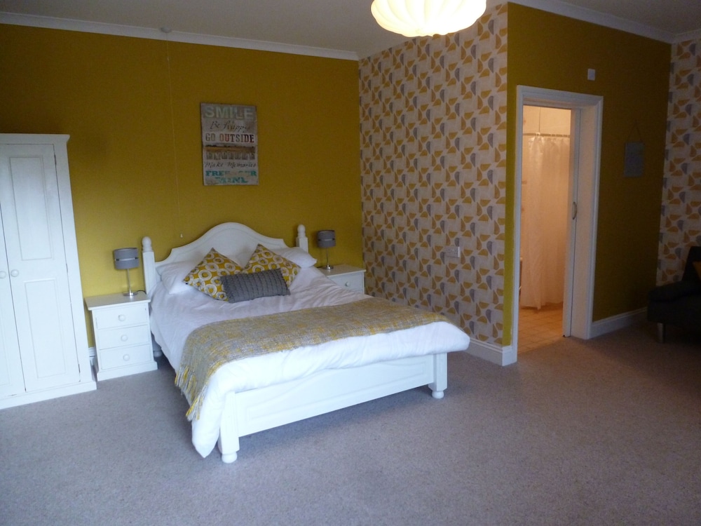 The Liscawn Hotel 13/67