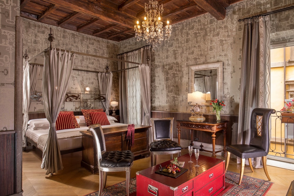 The Inn At The Roman Forum 109/126