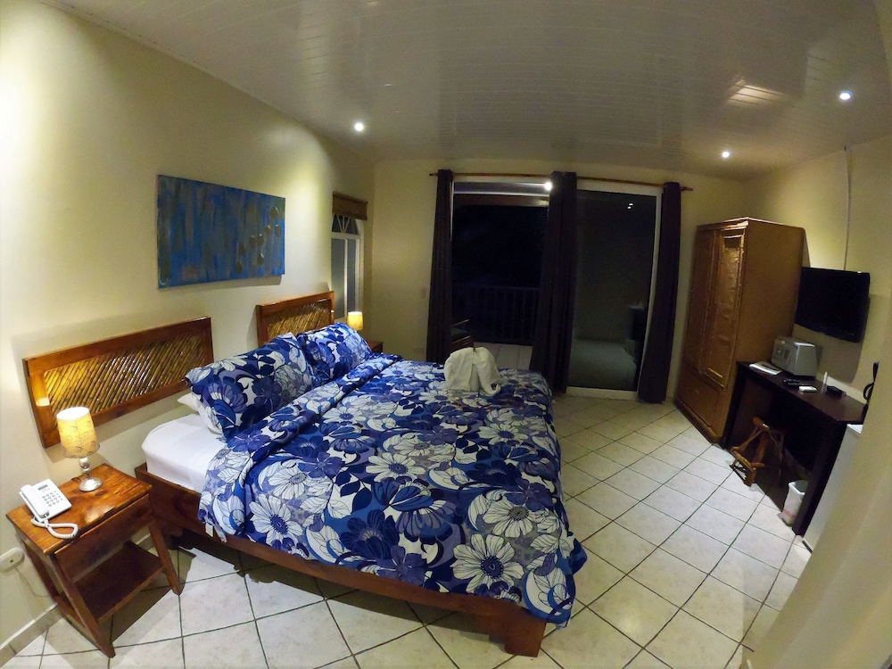 Cocomar Beachfront Hotel Island Resort 17/65