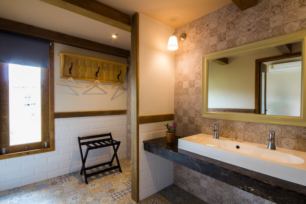 Mela Garden Retreat Cottage 38/75