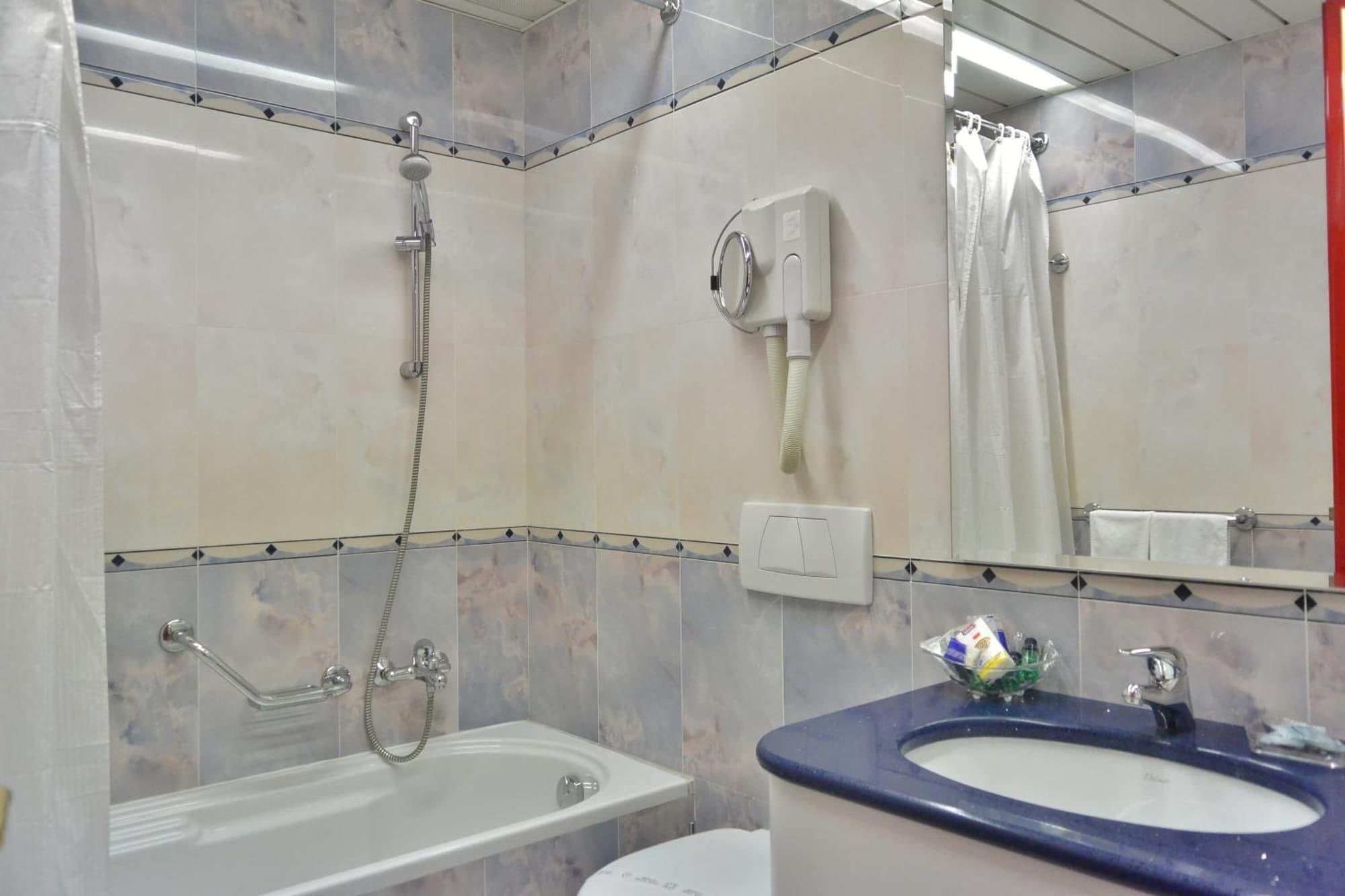 Hotel Melas 48/50