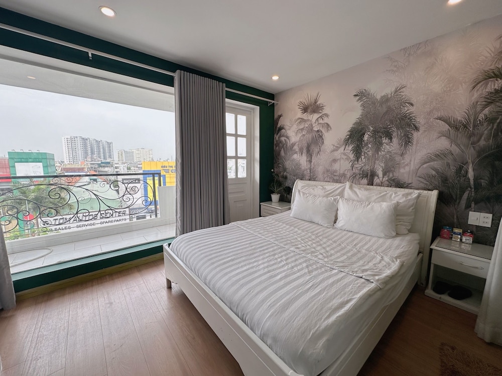 Galaxy Hotel 26/74