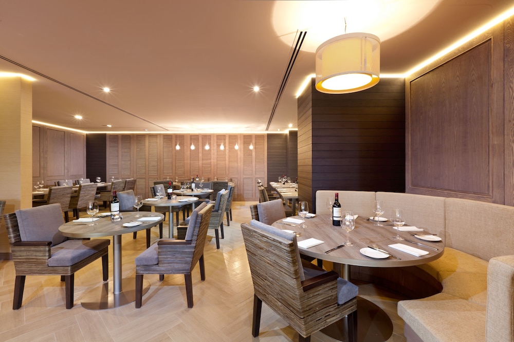 Grand Mercure Singapore Roxy 49/66