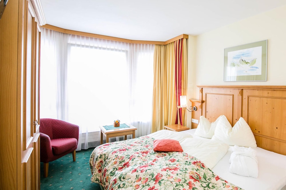 VERWOHN HOTEL VOTTERS SPORTKRISTAL 16/50