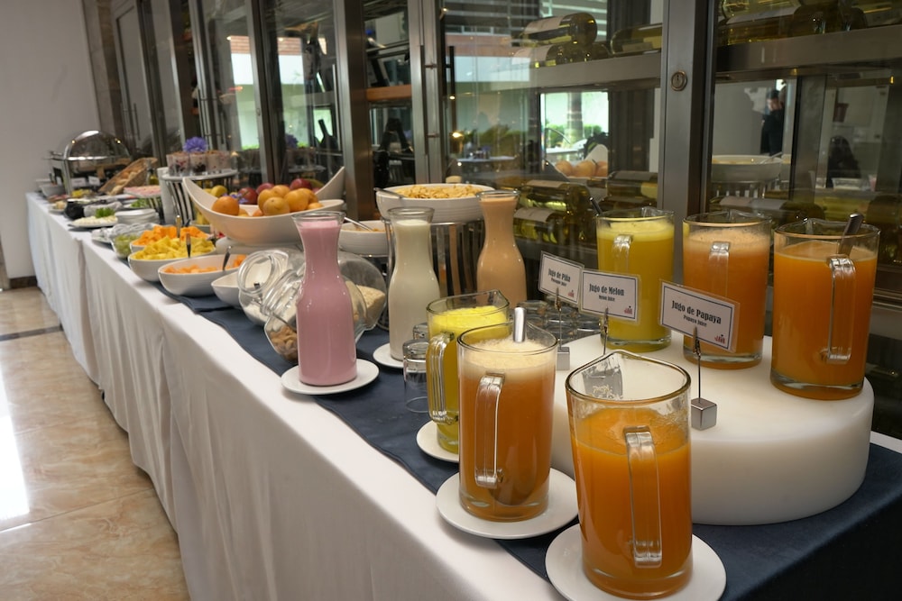 Lyz Business Hotel 38/44