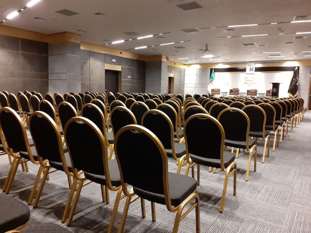 RODINA Hotel 40/49