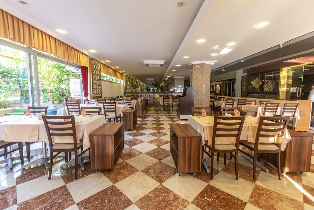 Fame Residence Kemer 69/75