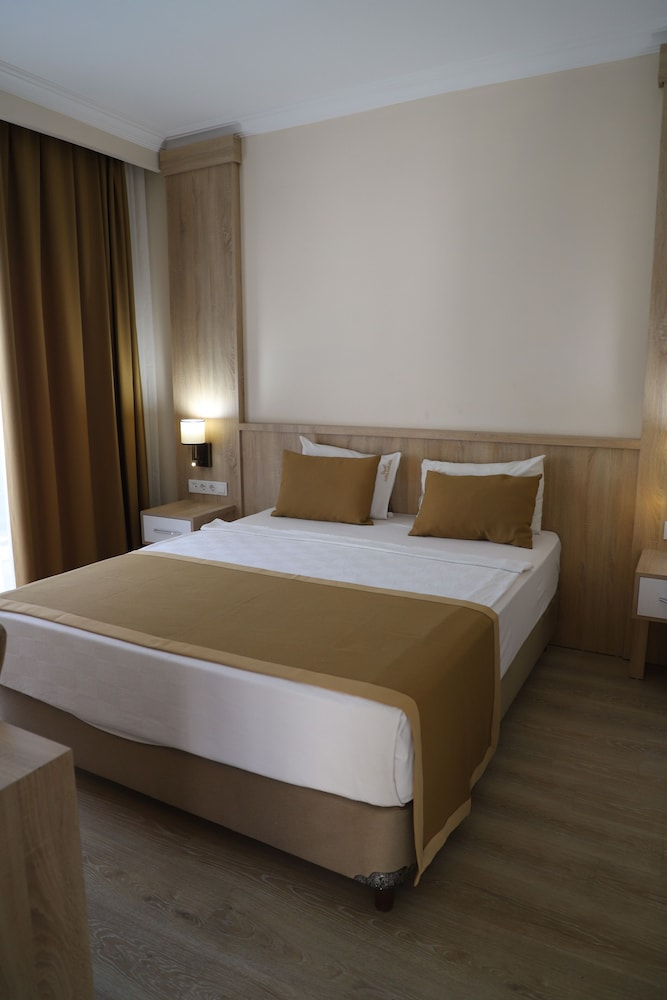 Lara Garden Butik Hotel 9/37