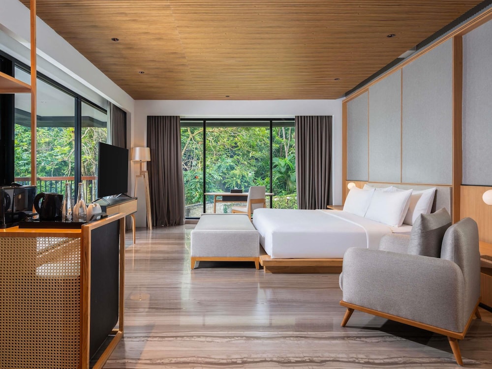 Mercure Cibadak Sukabumi Resort 25/48