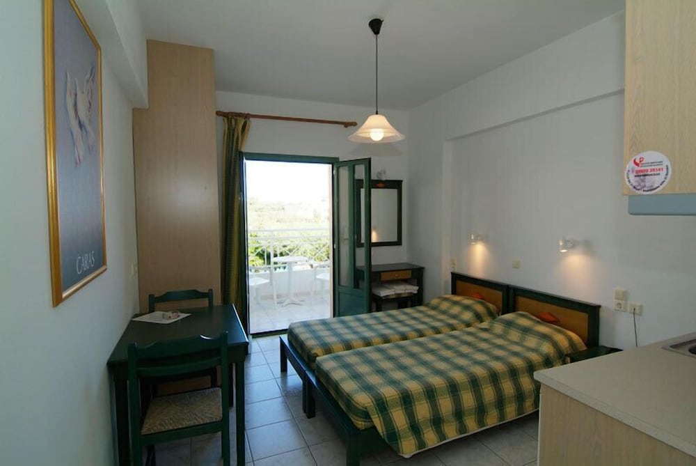 Nikolas Villas Apartments 10/43