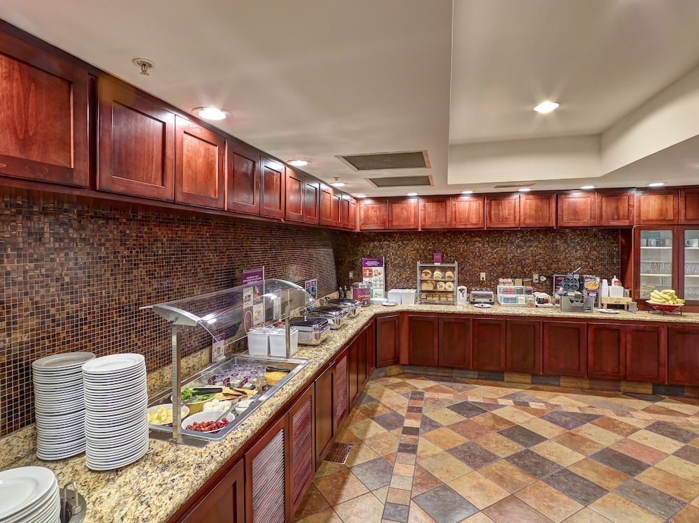 Residence Inn Minneapolis Plymouth 18/28