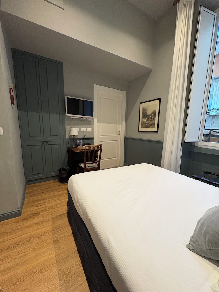 ECONOMY, DOUBLE BED