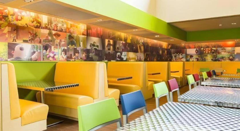 Toy Story Hotel 20/35