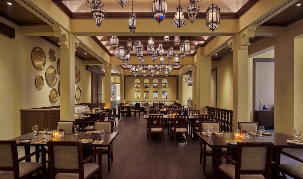 جراند حياة الخبر(Grand Hyatt Alkhobar Hotel and Residences) 40/50