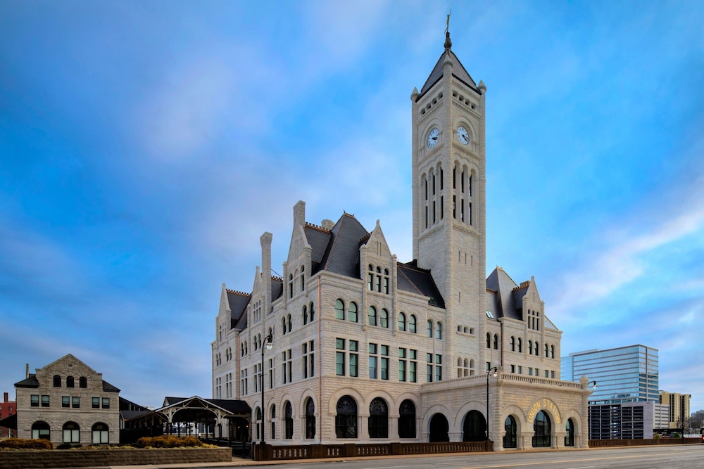 The Union Station Nashville Yards, Autograph Collection 20/40