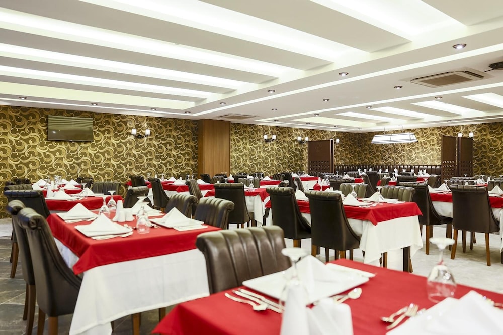Inegol Royal Hotel 31/41