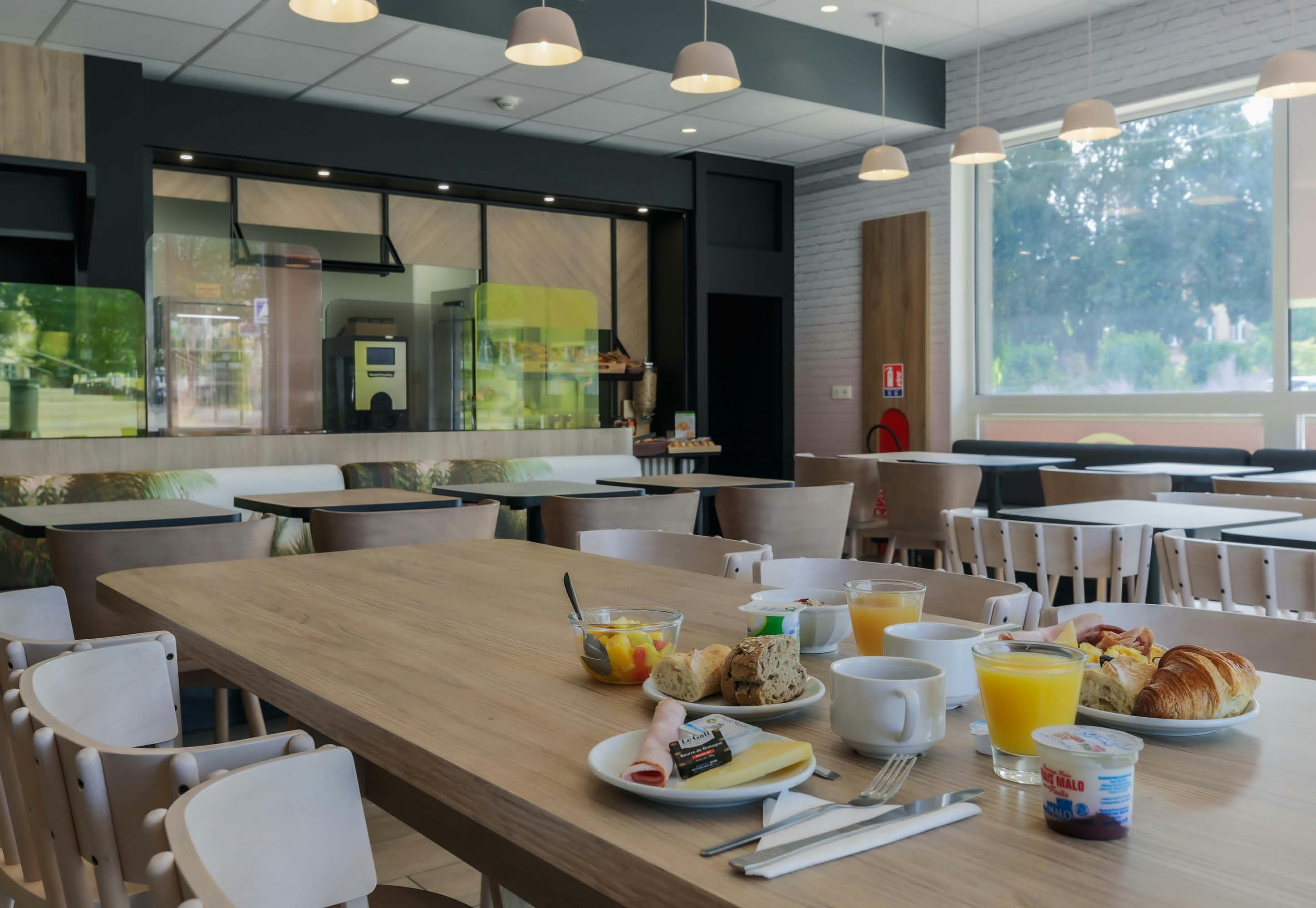 B&B HOTEL Thionville Centre Gare 22/30