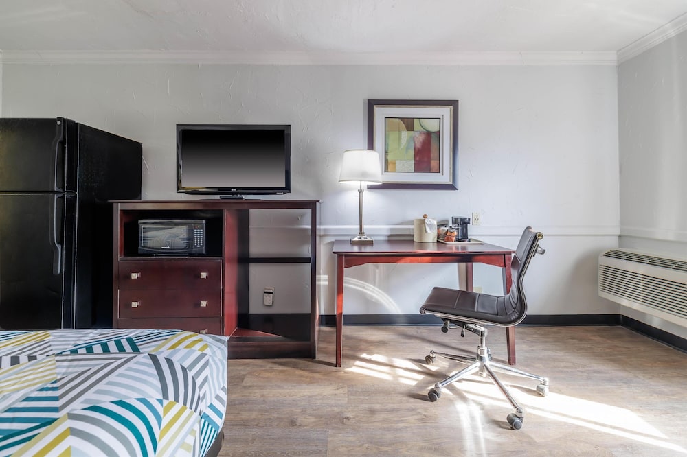 Studio6 Suites Dallas, TX - Downtown 24/27