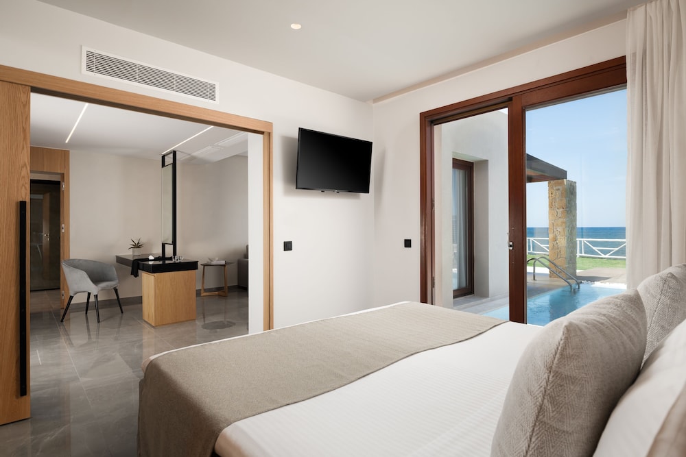 Ikaros Beach Luxury Resort and Spa - Adults Only 11/47