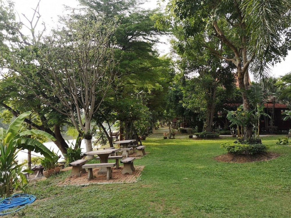 Ayodhara Village 22/40