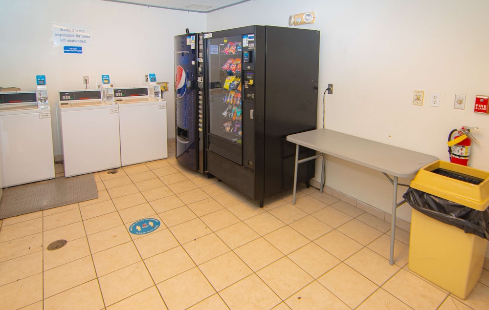 Studio 6 Extended Stay - Coral Springs, FL - Fort Lauderdale 43/60