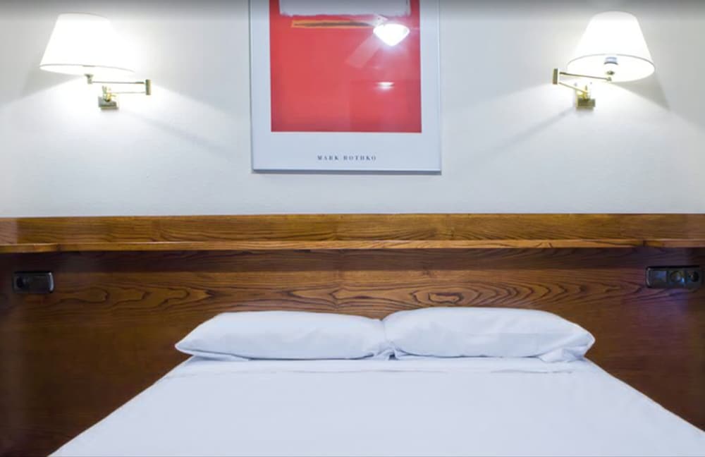 Hotel Ibiltze 16/24