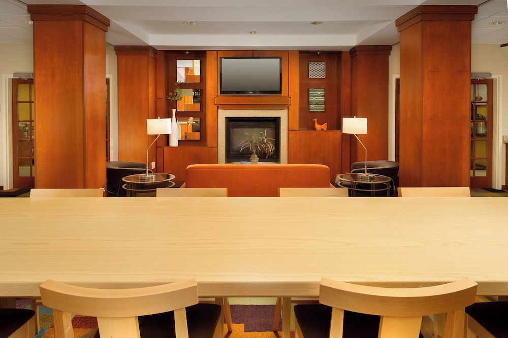 Fairfield Inn & Suites By Marriott Waco North 57/73