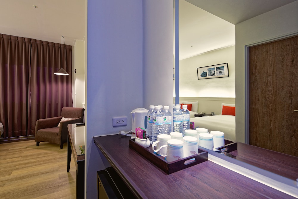 53 Hotel 47/55
