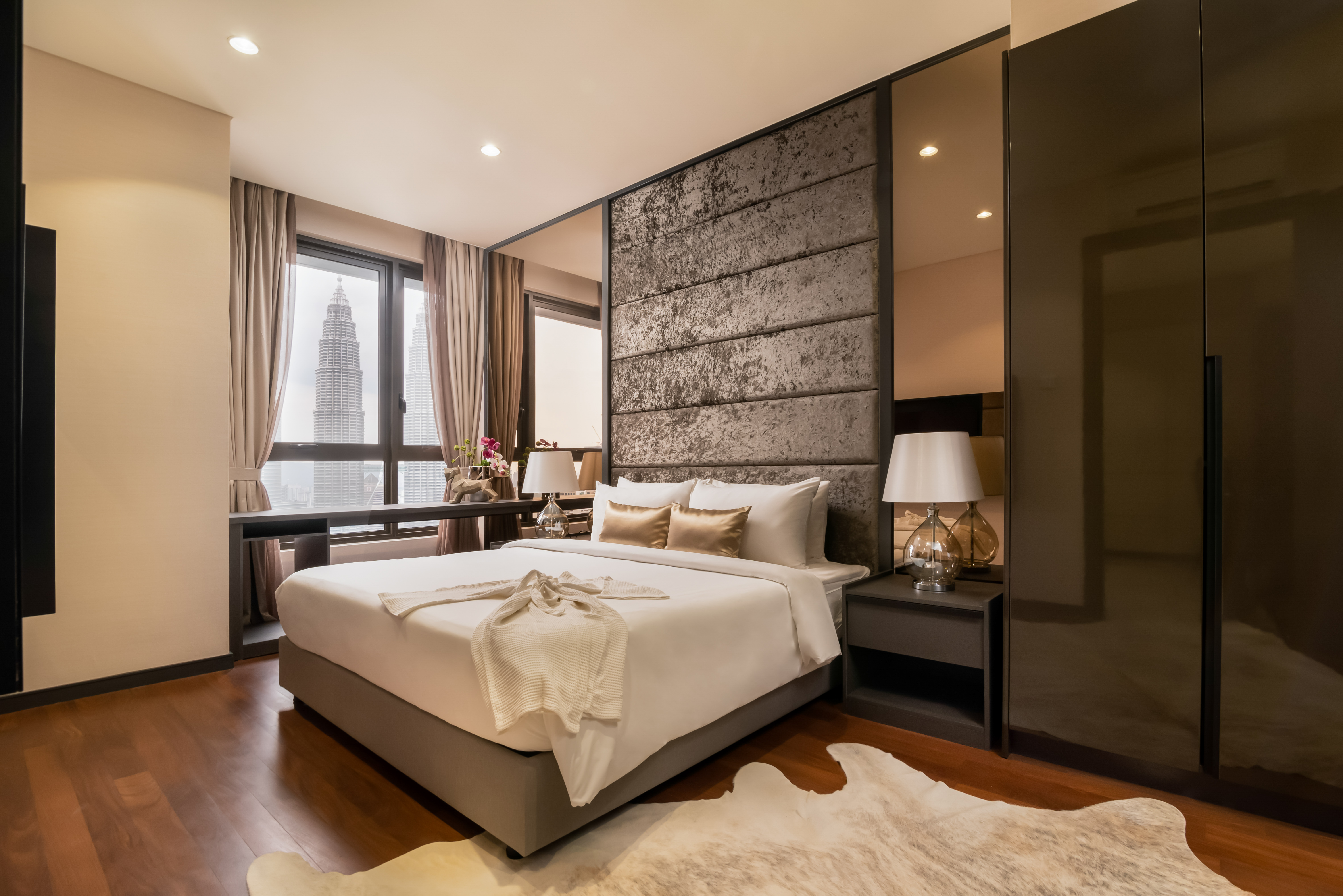 Wyndham, Executive, Suite, King Bed