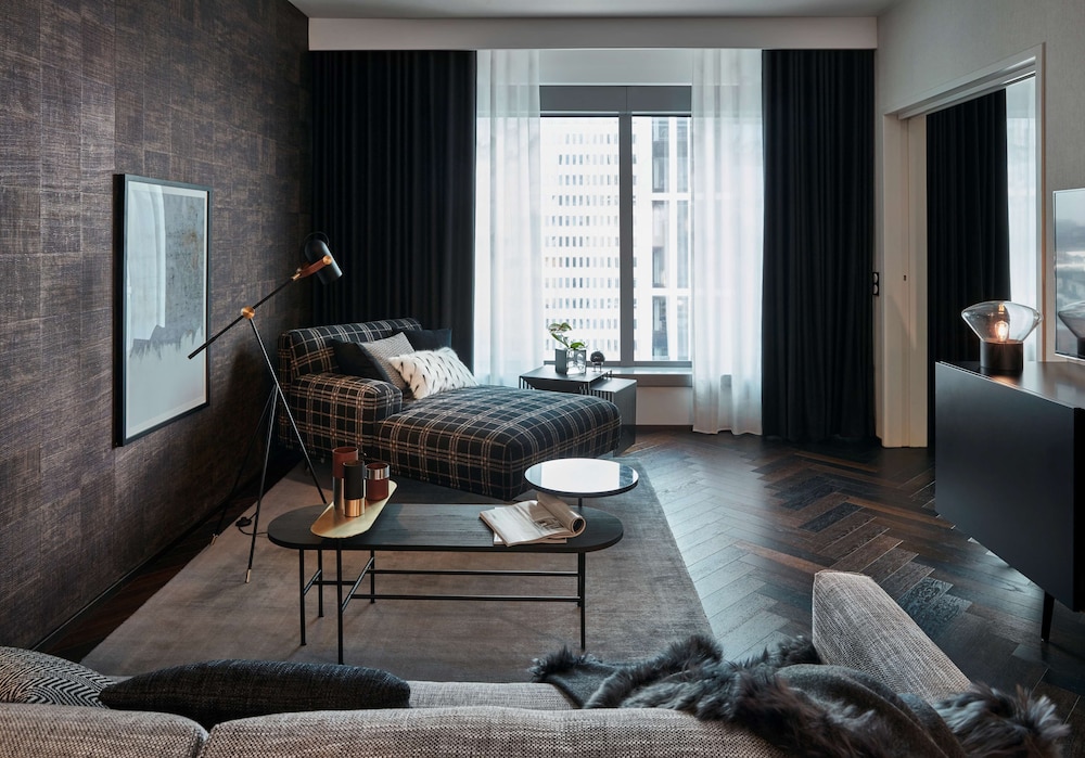 Radisson Blu Hotel, Frankfurt 43/67