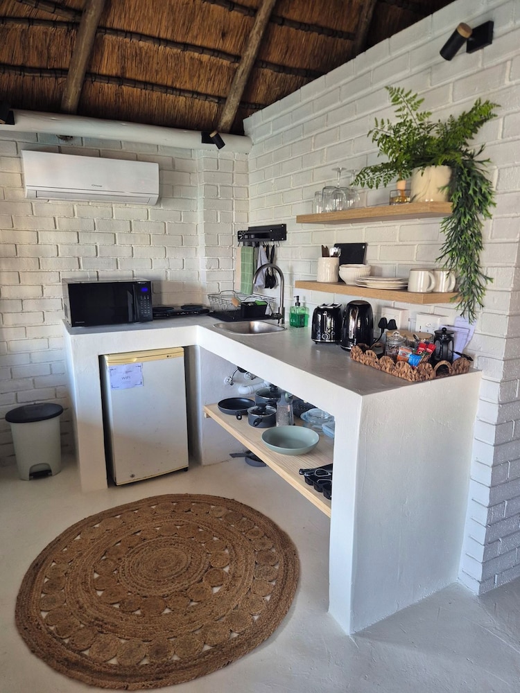 African Sands B&B 8/50
