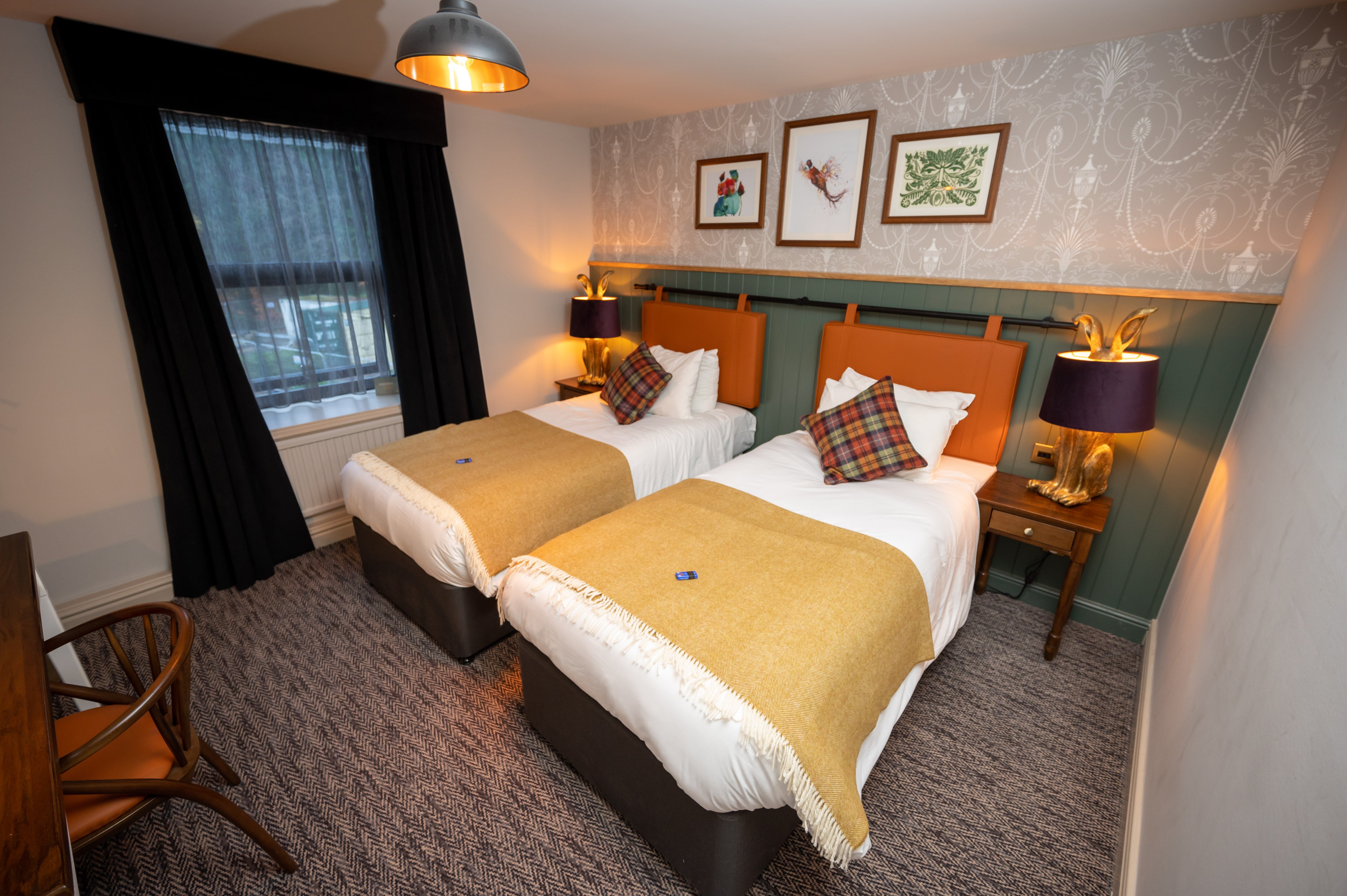 The Green Man Hotel 9/39