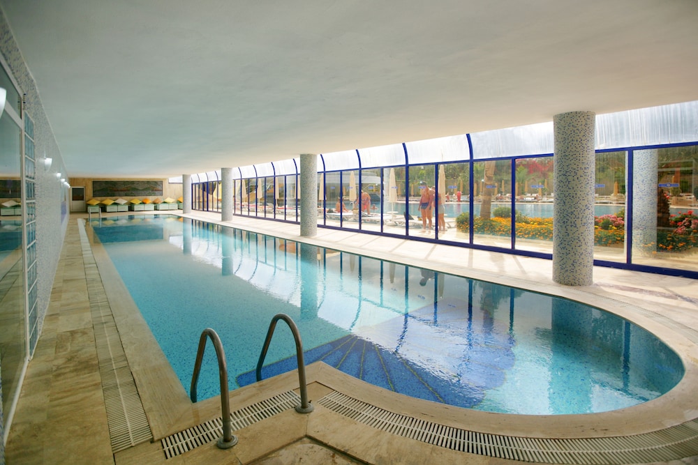 Saphir Hotel And Villas 50/90