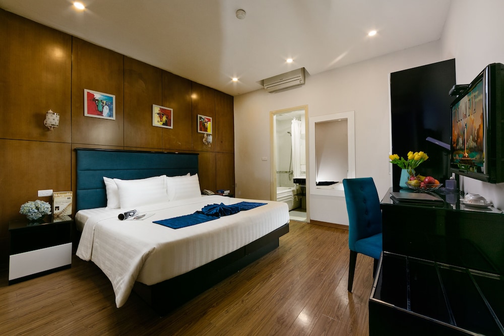 Diamond Legend Hotel 13/65