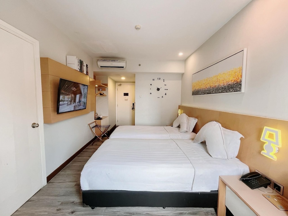 Verse Luxe Hotel Wahid Hasyim 15/50