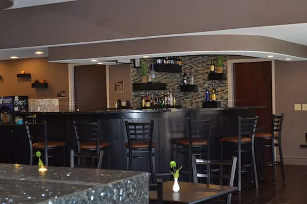 Red River Inn And Suites 33/44