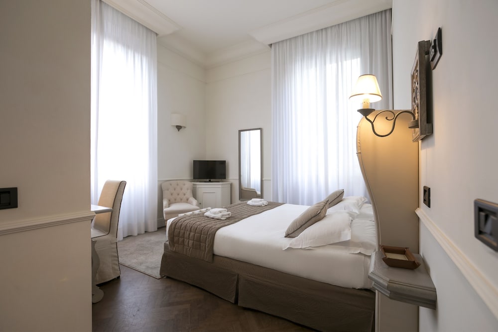Palazzo Lorenzo Hotel Boutique 2/69
