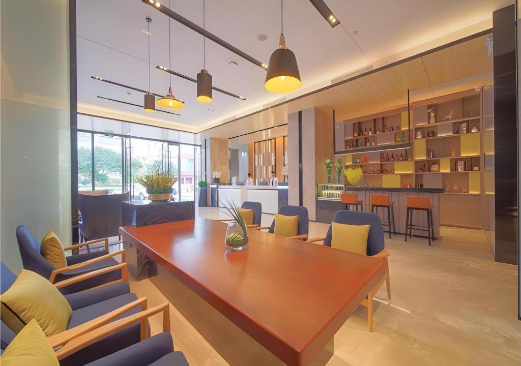 Echarm Hotel( Guangzhou Shiqiao Metro Station Zuanhui Square), Guangzhou 41/53