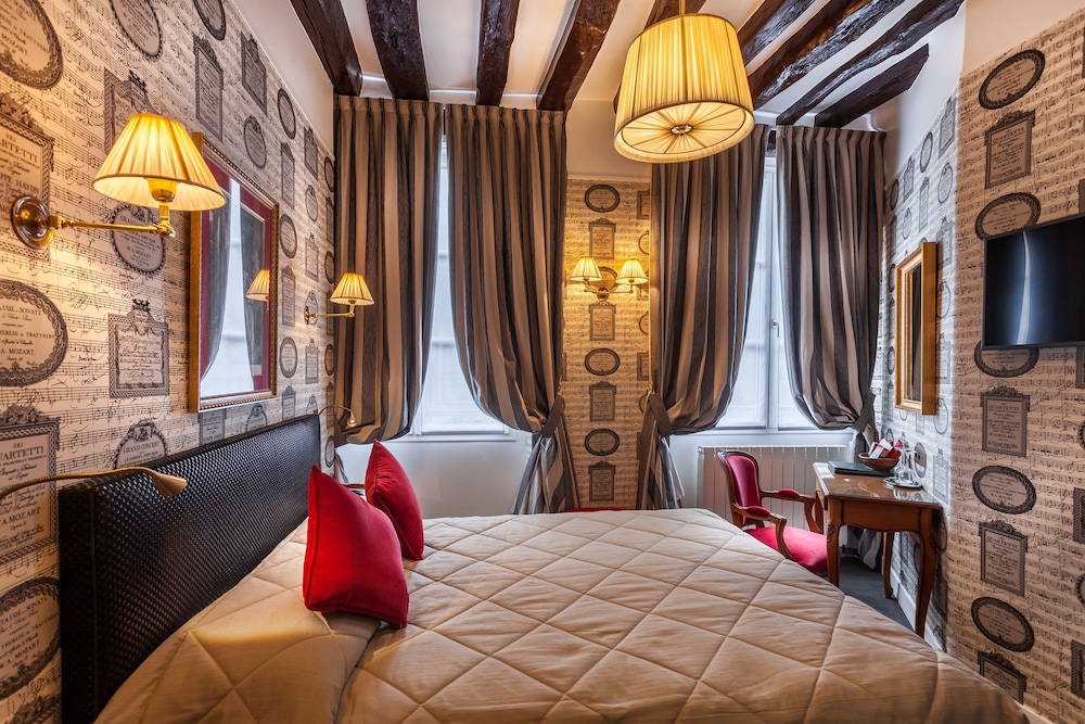 Grand Hotel de L Univers Paris Saint Germain 28/52