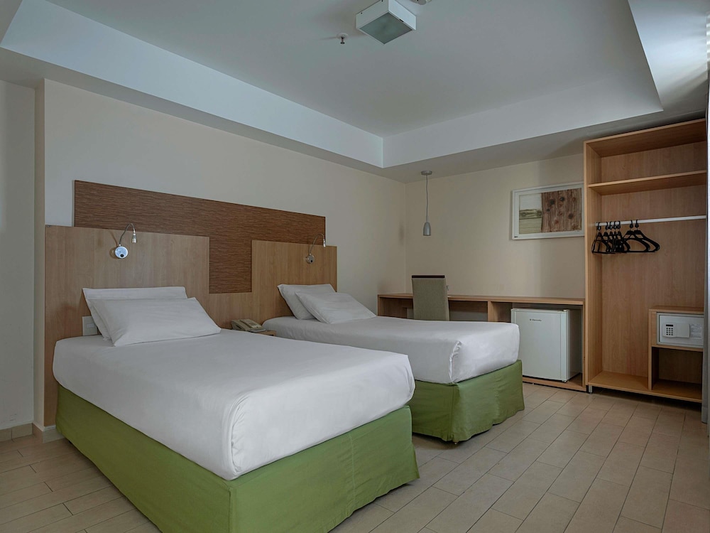 غرفة قياسية بسريرين منفصلين لذوي الإعاقة، Mercure Maceio Pajucara 4/10