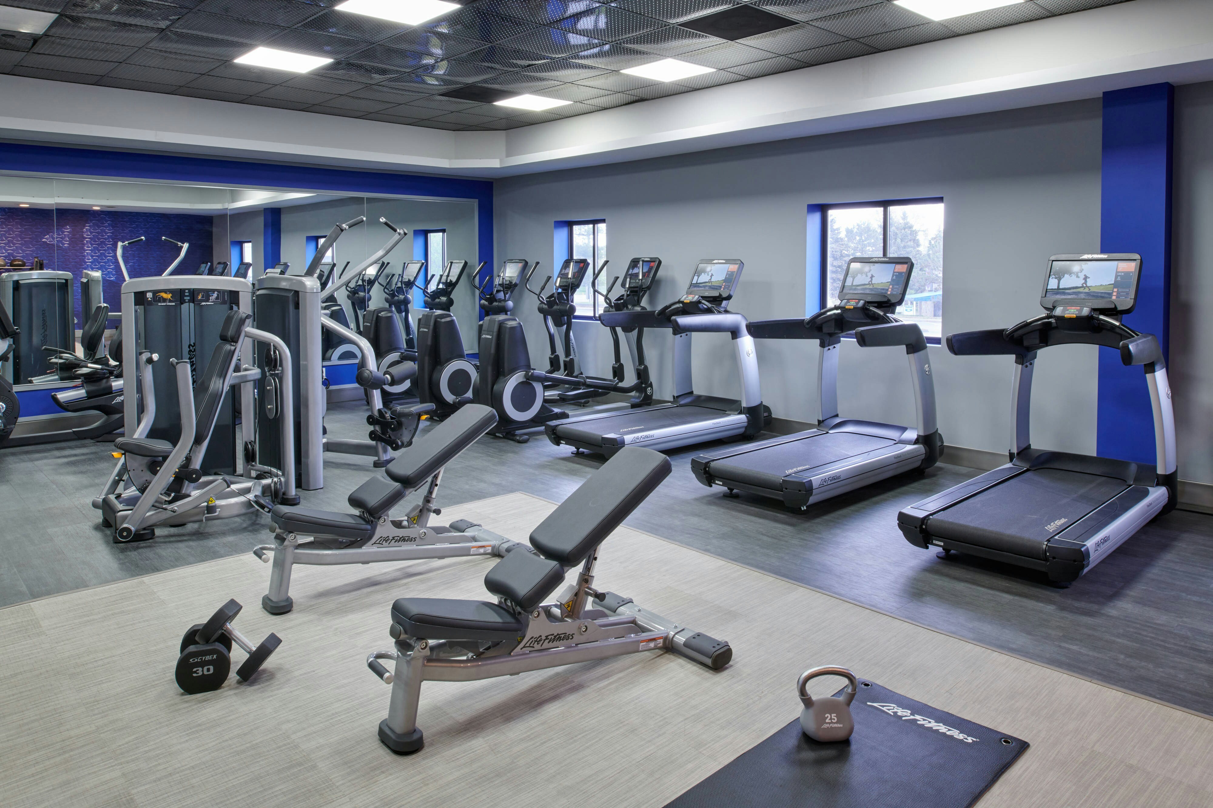 Delta Hotels by Marriott Detroit Novi 4/10