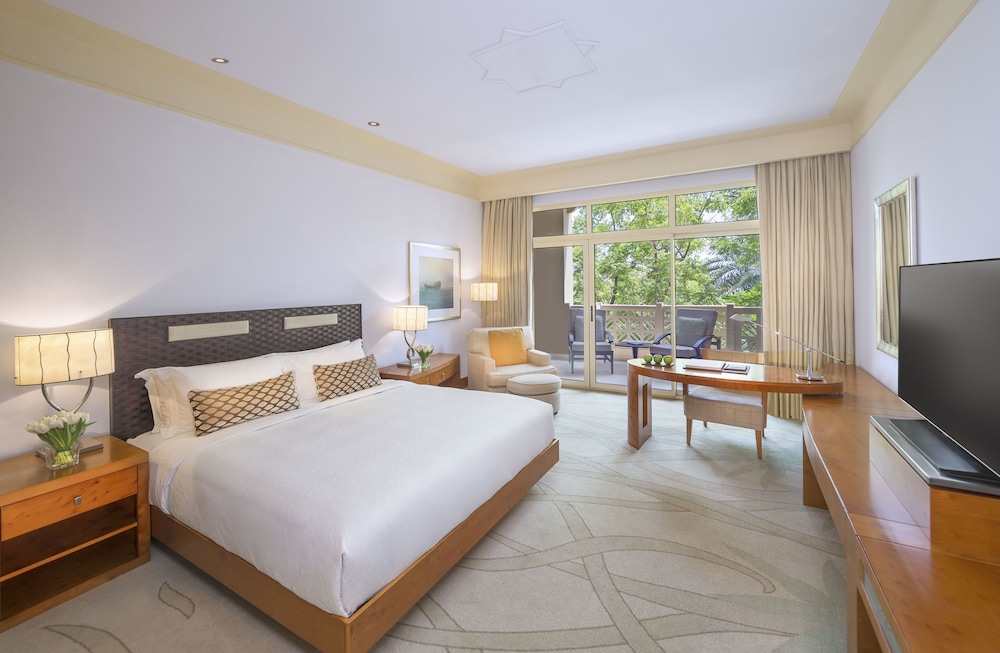 Grand Hyatt Doha Hotel and Villas 18/65
