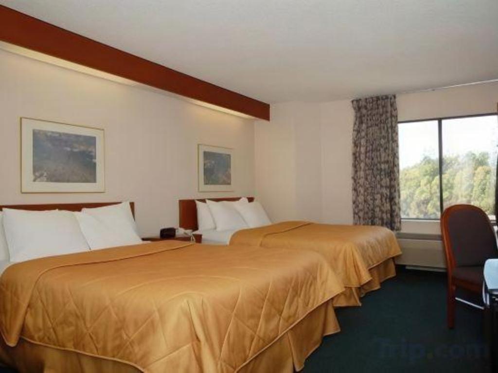 Baymont By Wyndham Mooresville 12/37