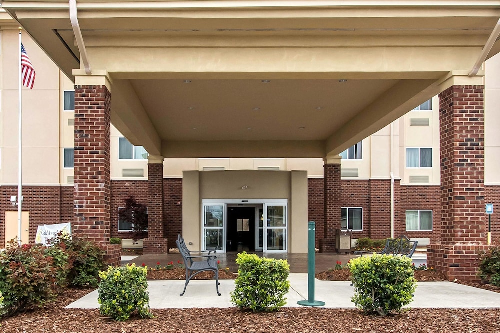 Sleep Inn & Suites Huntsville 2/45